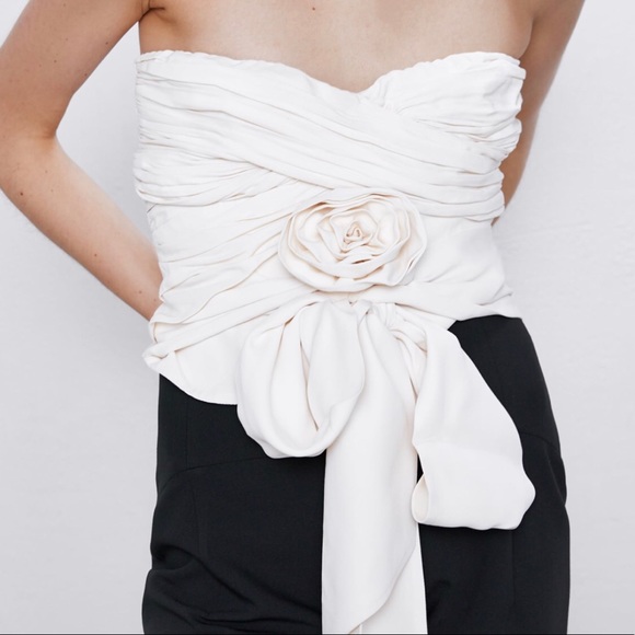 Zara Tops - Zara draped crop top XS and M